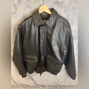 LL Bean Flying Tiger Bomber Goatskin Leather Jacket ThinsulateSize Large - Tall